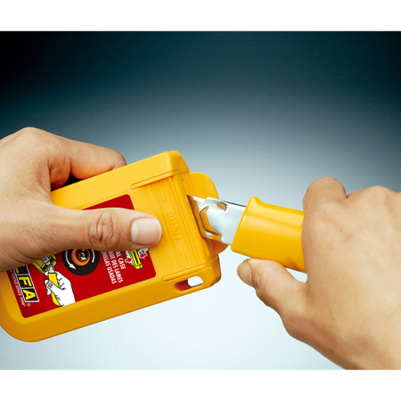 OLFA DC-4 Heavy Duty Blade Disposal Case